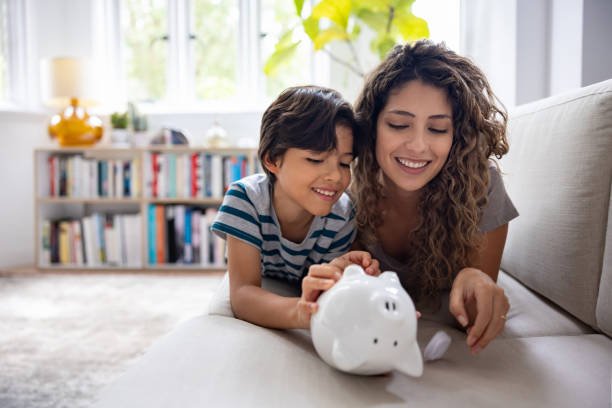 best ways to save money monthly